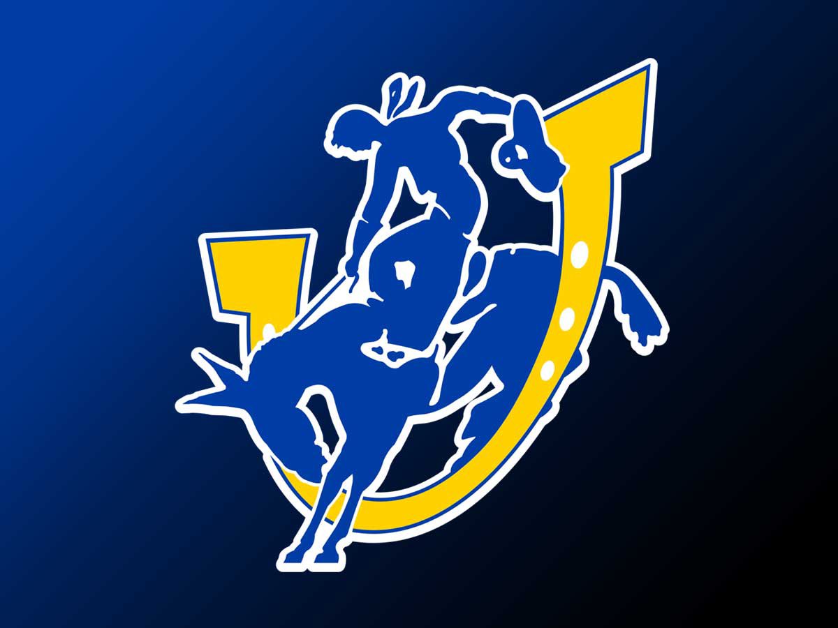 CoachKHill34's tweet photo. Appreciate coach @CoachDTeague of @SAUFootball for stopping by The Ville as well!! π±π»πΉ #FearTheSpear #GoChicks https://t.co/6RNAwTrwNP