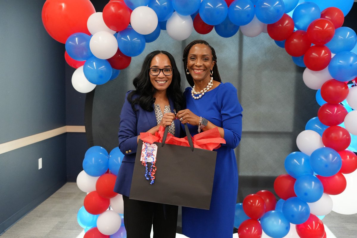 DuncanvilleISD's tweet photo. Congratulations to our 2026 Inspiring Leaders Academy cohort! 🎉 

This evening, participants had the opportunity to showcase their final presentations and receive feedback from district leaders. Through the Inspiring Leaders Academy, employees gain valuable mentorship, leadership development, and career growth opportunities that help prepare them for future success. We are proud of their hard work and dedication! 👏 #LEADwithIMPACT