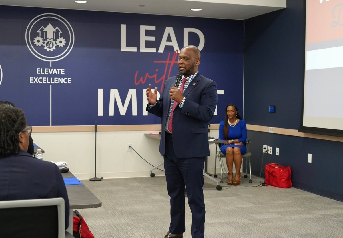 DuncanvilleISD's tweet photo. Congratulations to our 2026 Inspiring Leaders Academy cohort! 🎉 

This evening, participants had the opportunity to showcase their final presentations and receive feedback from district leaders. Through the Inspiring Leaders Academy, employees gain valuable mentorship, leadership development, and career growth opportunities that help prepare them for future success. We are proud of their hard work and dedication! 👏 #LEADwithIMPACT