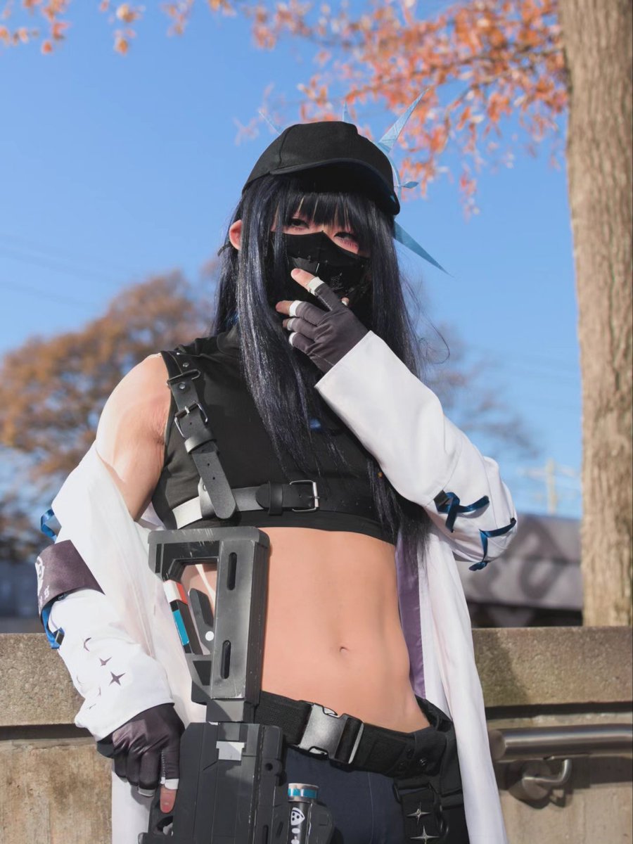 rainyblackskies's tweet photo. saori cosplay..

#bluearchive #bluearchivecosplay https://t.co/fvv0NOVNKQ