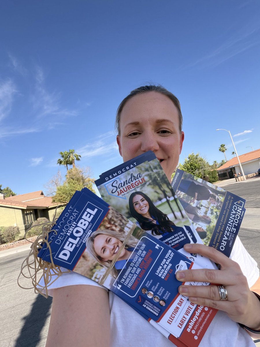 AshleyDelobel's tweet photo. Putting in more miles canvassing! @Nicole4Nevada @sandra4nv https://t.co/JJhxnT2eNE