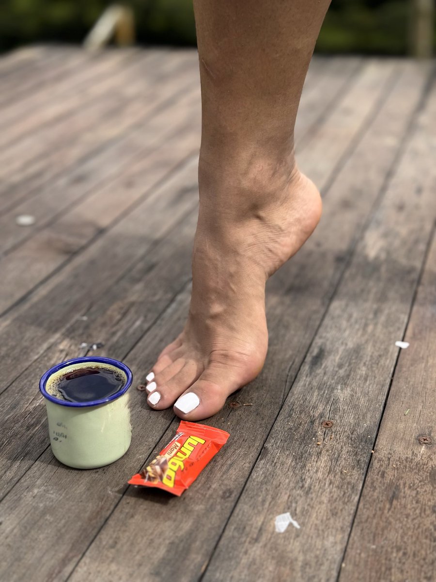 XyX tweet media