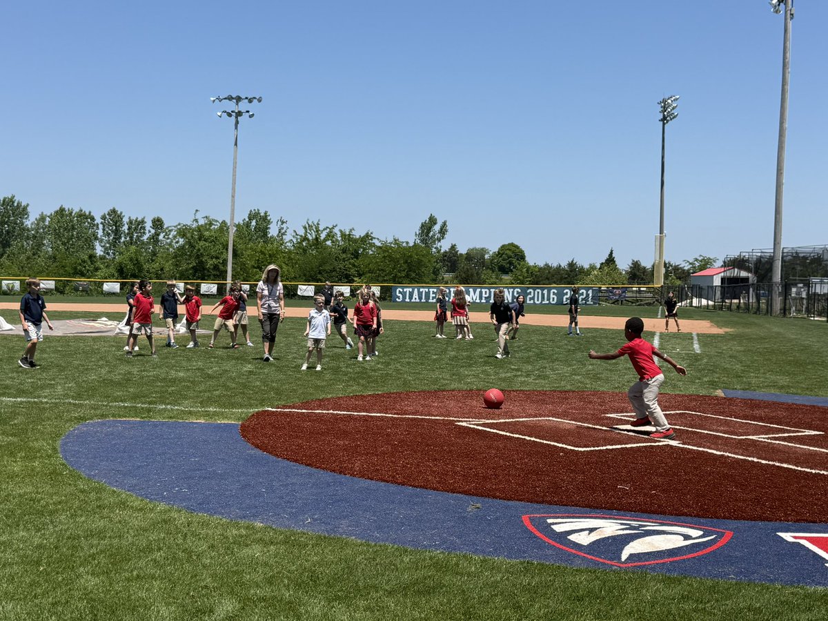 tcpselementary's tweet photo. 1st - 6th grades celebrated their reading accomplishments in AR with a kickball tournament today. We are so proud of everyone for working so hard to meet their AR reading goals. https://t.co/5rG7zoritI