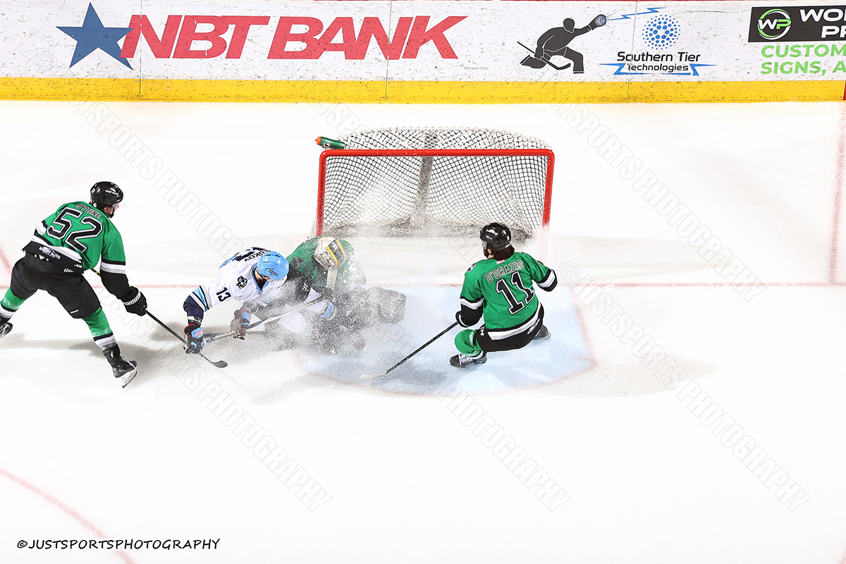 JustSports_AHL's tweet photo. 05-08-2026 BINGHAMTON BLACK BEARS vs PEE DEE ICECATS

REMOTELY TRIGGERED CAMERA AIMED AT THE GOAL

@BlackBearsFPHL
@PeeDeeIceCats
#PeeDeeIceCats
@PocketWizard
@CanonUSApro
#pocketwizard
#remotecamera
#RemoteCameras
#makeitpossible
#whereistheremotecamera
#funwithremotes https://t.co/sA7j3M23mM