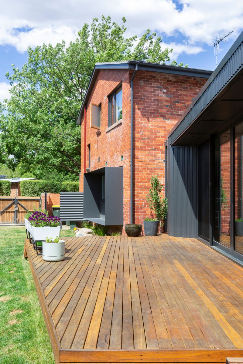 ReductionHQ's tweet photo. Sustainable House Day is this Sunday, 17 May 2026. Visit homes across Australia to see practical solutions that make homes more comfortable, energy-efficient, and affordable. #SustainableHouseDay #EnergyEfficiency #RenewableEnergy https://t.co/vWa8p7ZbDj