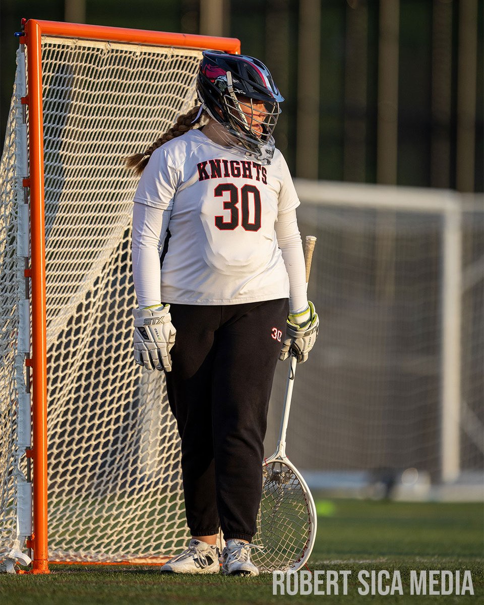 robertsicamedia's tweet photo. Senior Night under the lights.🥍💐🔥

North Andover Girls Lacrosse celebrates its seniors with a win over Central Catholic.

What a night for this program.

📸: Robert Sica
#GirlsLacrosse #SeniorNight #GameDay #HighSchoolSports
@NA_Athletics @NA_GLAX @GlobeSchools @BGlobeSports https://t.co/Qs74Pb8k81