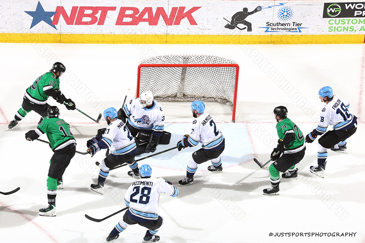 JustSports_AHL's tweet photo. 05-08-2026 BINGHAMTON BLACK BEARS vs PEE DEE ICECATS

REMOTELY TRIGGERED CAMERA AIMED AT THE GOAL

@BlackBearsFPHL
@PeeDeeIceCats
#PeeDeeIceCats
@PocketWizard
@CanonUSApro
#pocketwizard
#remotecamera
#RemoteCameras
#makeitpossible
#whereistheremotecamera
#funwithremotes https://t.co/3Qxvu2pZXT