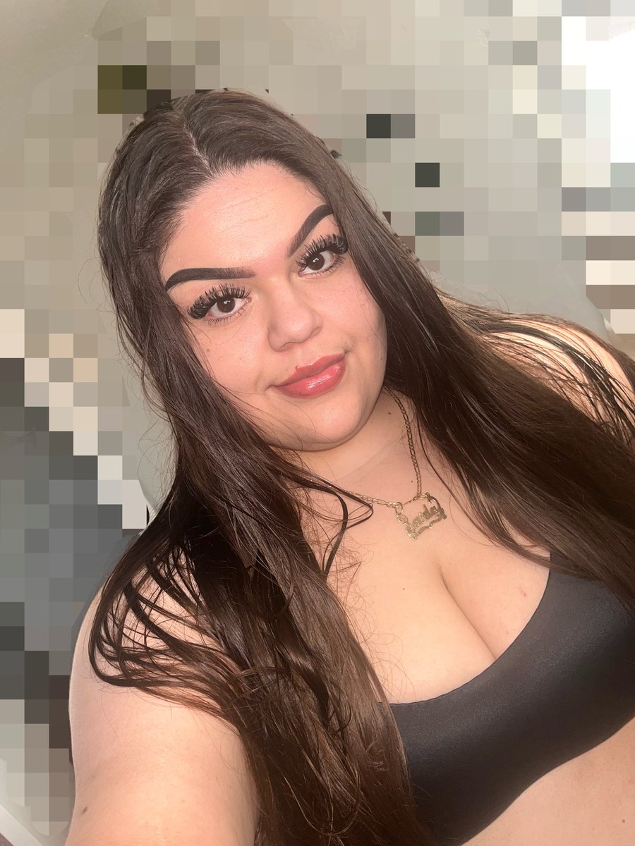 ZDawgg's tweet photo. your favorite big girl 👅 💦 
#plussize #biggirl #followme https://t.co/sAedMiI4e4