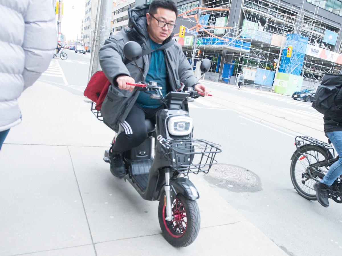 TOBust4's tweet photo. @integrity_to License &amp; register like regular motorcycles - driver test the whole deal. e-bike, e-scooters, ban e-kick scooters.
delivery guys - commercial licensing as they are working. https://t.co/IBDpakH6To