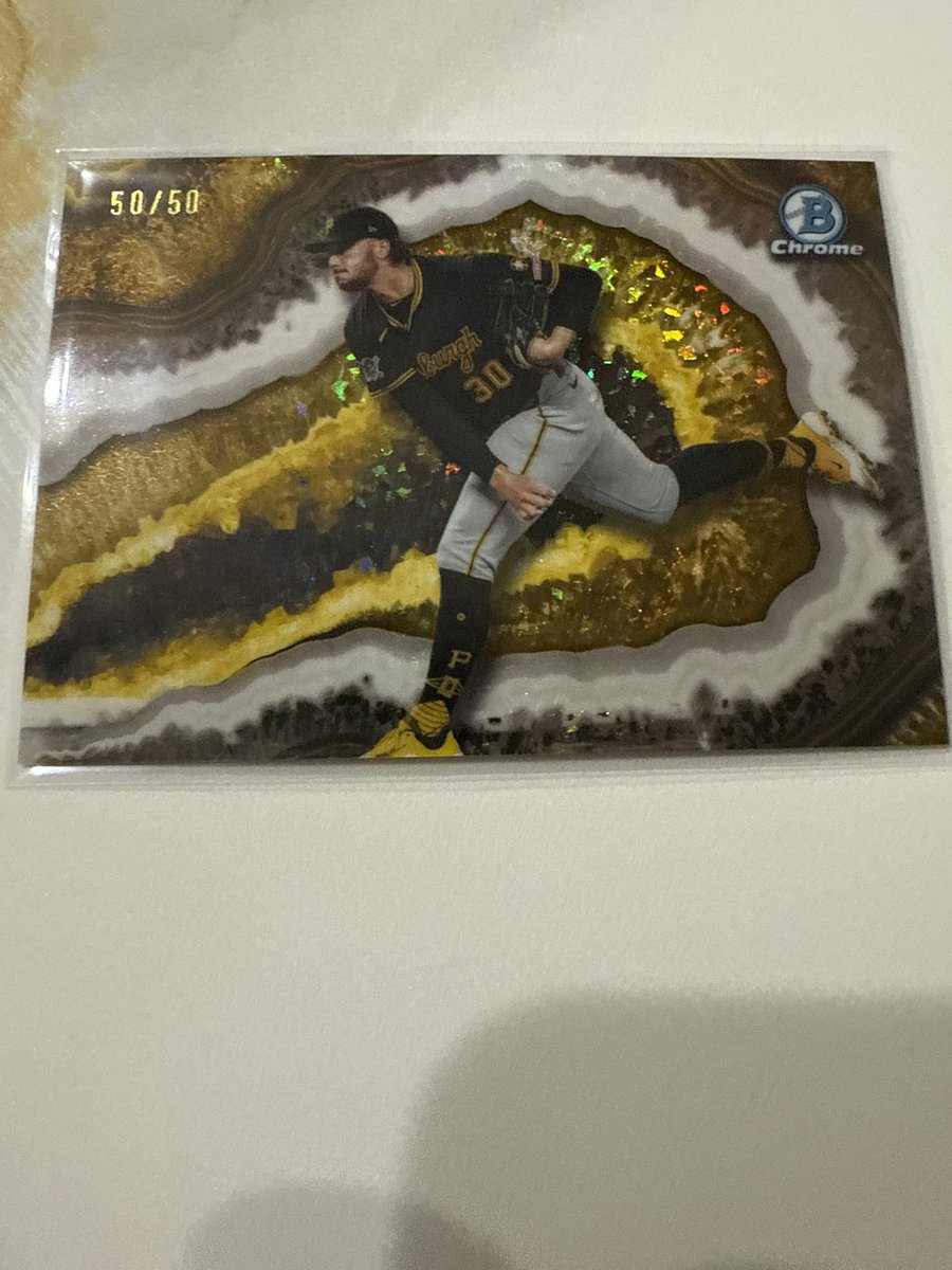 pdog311's tweet photo. @CardPurchaser pulled this out of a GameStop blaster. No comps yet- but might be my biggest hit ever https://t.co/2ZUB54MGCP