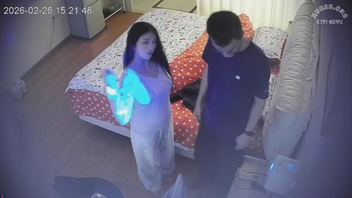 超美气质美女身材一流奶子很大很挺，衣服都没脱完就开始无套插入操逼了，各种姿势疯狂拼命输出，快射的时候拔出鸡吧美女口交至口爆吞精，吞完后男子立刻就亲吻上去品尝剩余的味道，女的真的很美，可屏射！ https://t.co/A9F5W1XGuy