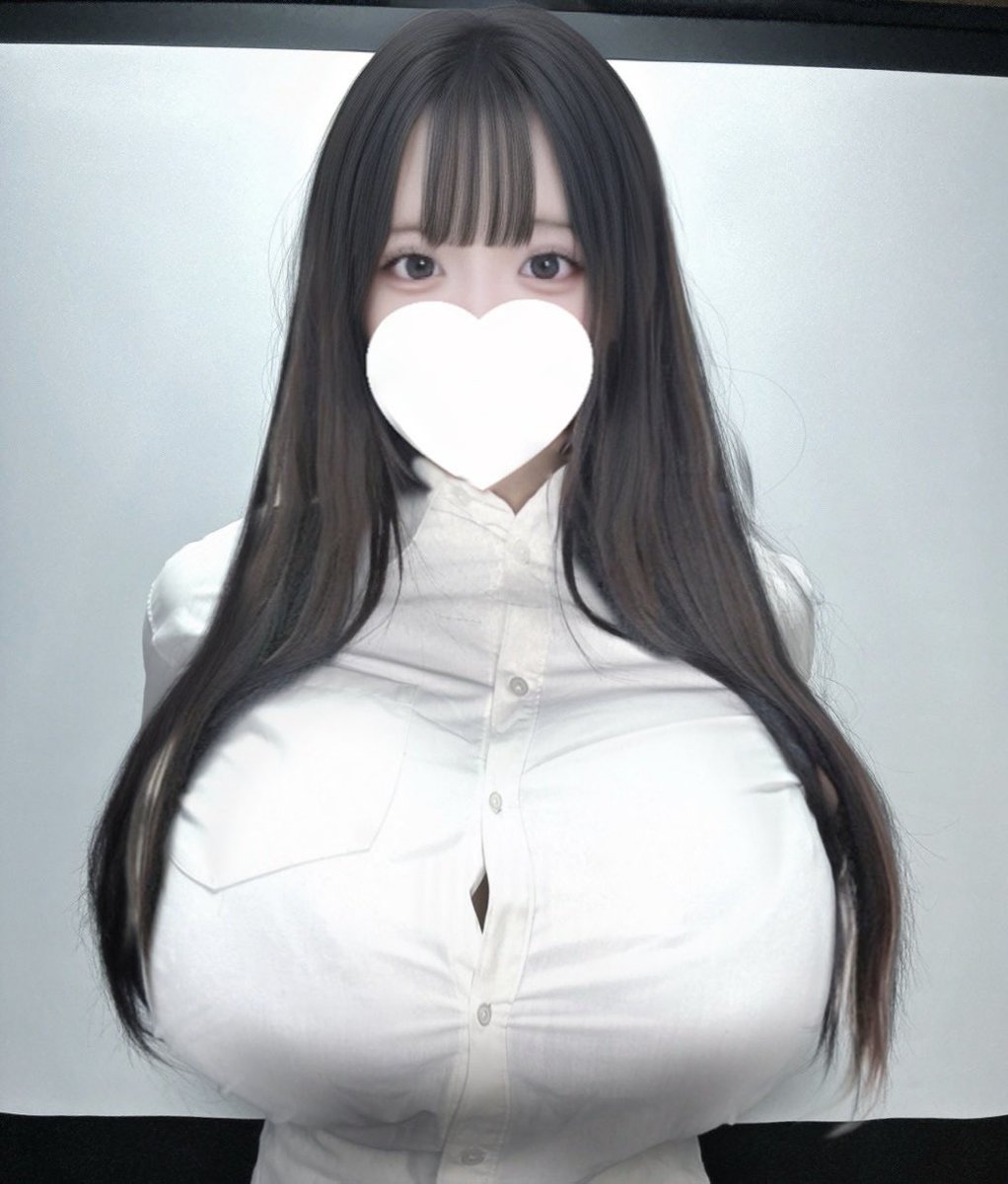 홀릭 tweet media
