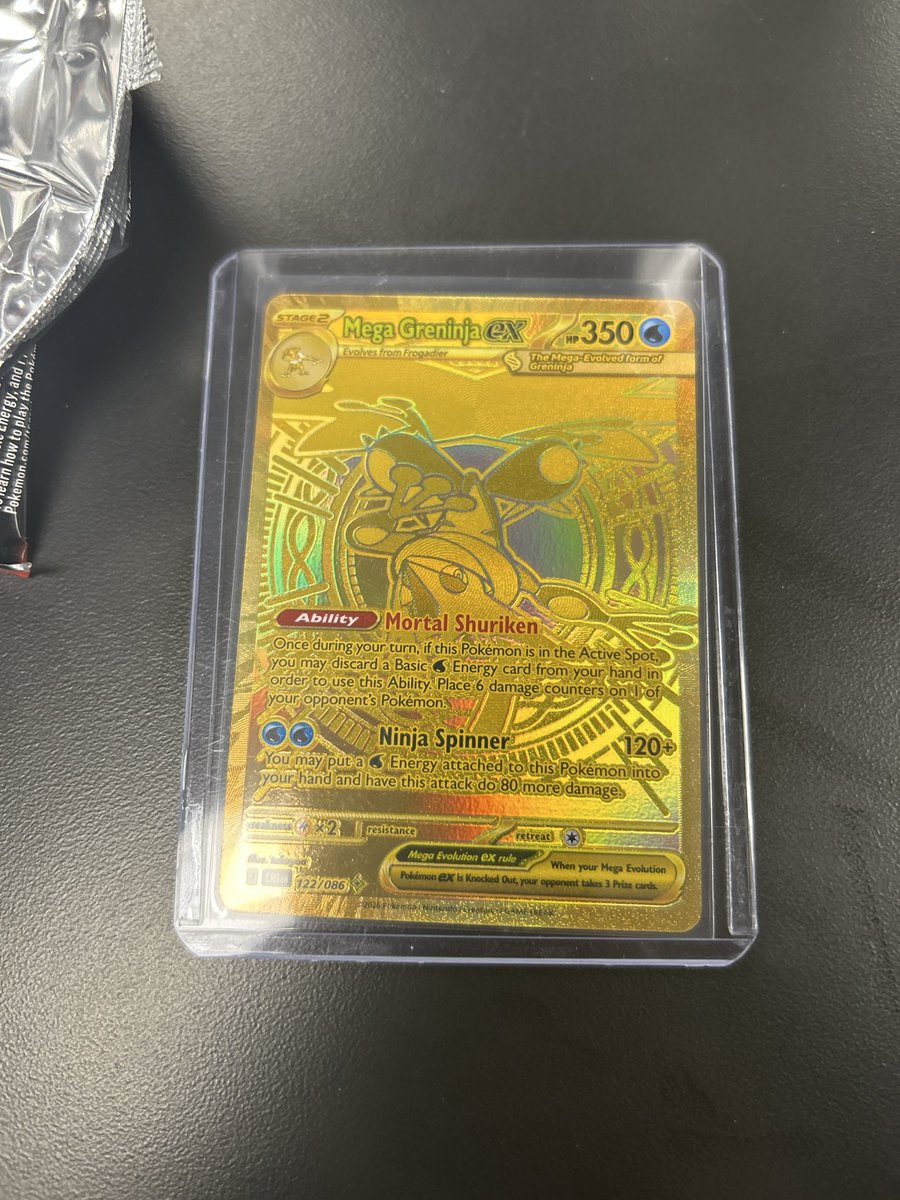 AezeraVT's tweet photo. After pulling the full art greninja EX, the froakie full art…NOW THIS?!?!? My luck with prereleases is crazy 😭 https://t.co/I80UkNep78