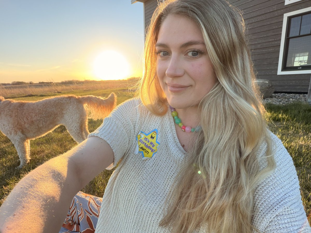 Lauren tweet media