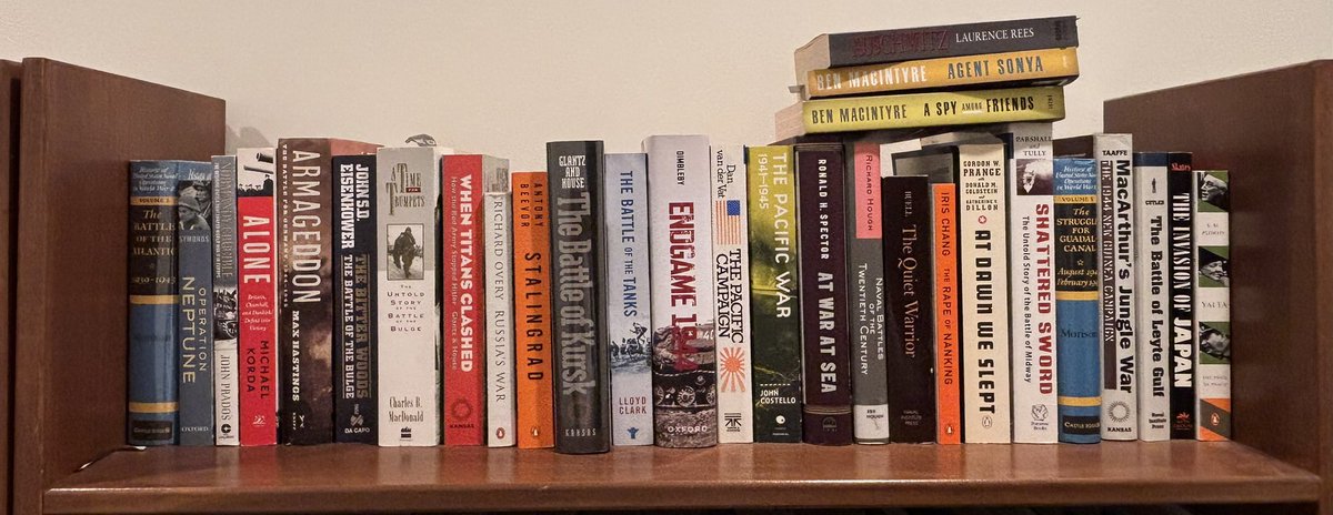 TWilliamsAuthor's tweet photo. #Randombookshelfie
(Unfinished) World War II Edition. https://t.co/qa9IrlqzV2