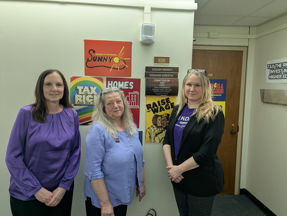LetsEndALZ's tweet photo. At NY State Advocacy Day, we met with staff from @SenatorHinchey &amp; @sarahana office. We urge lawmakers to require state-regulated insurance to cover FDA-approved ALZ treatments and reject the rollback of Medicaid coverage for biomarker testing, among other ALZ priorities.@NYSALZ https://t.co/pCwosUfz68