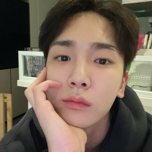 매일 기범이 공급 `ㅂ´ 💌 tweet media