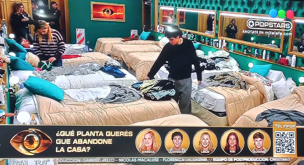 laraquiro_🦋 tweet media