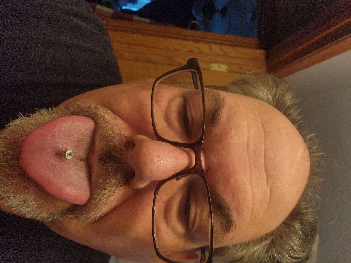 schroed6381's tweet photo. @clubmoms_ My Pussy Eater👅 Tongue is awaiting! https://t.co/Z8Vx64EAKv