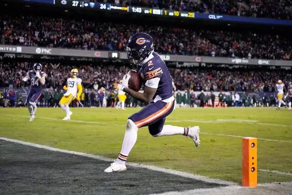 jamesonliacone's tweet photo. @wisco_bros @BearsShowYo https://t.co/J74bbZvA5V