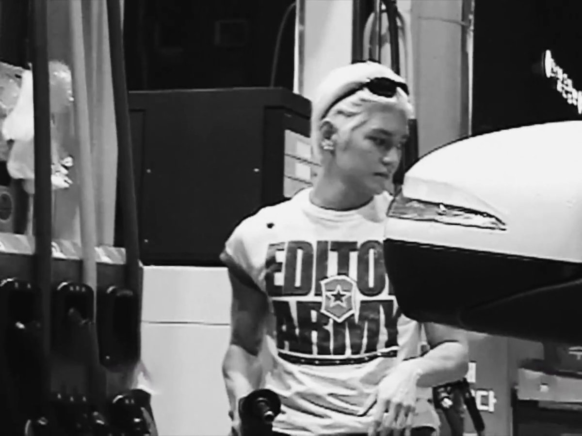 태용 tweet media