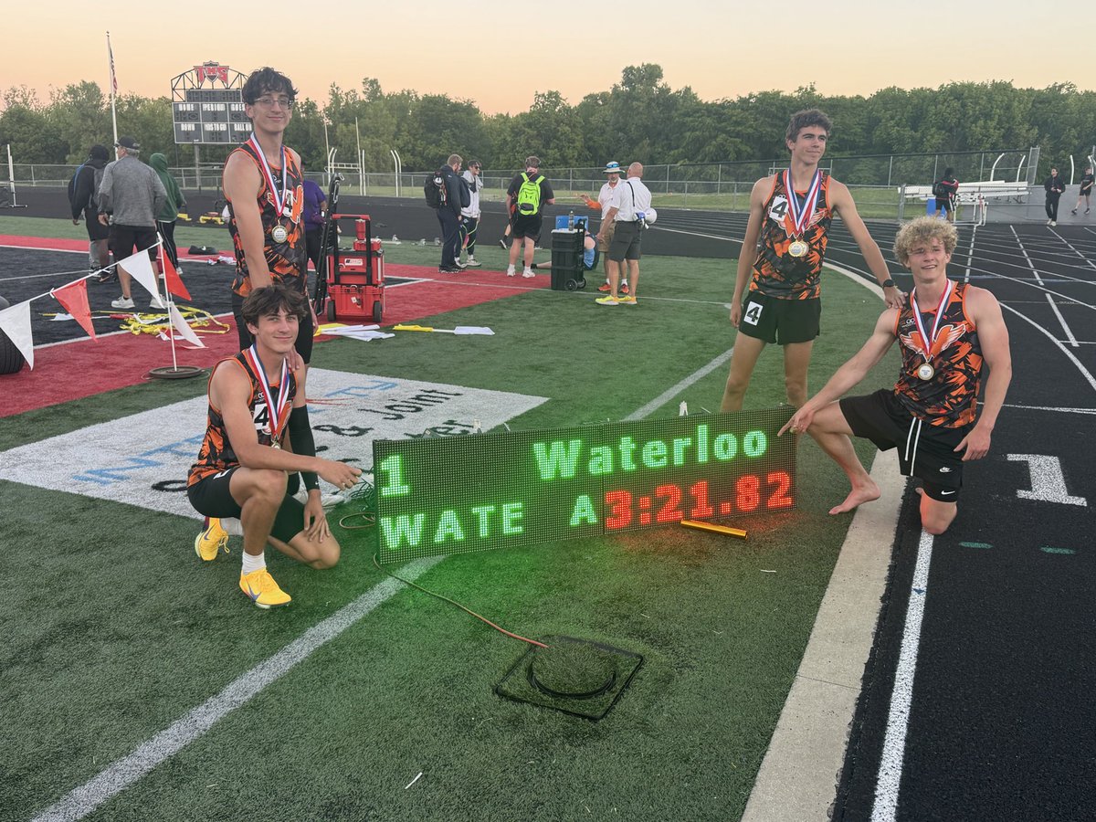 FlickJacob's tweet photo. Waterloo track finished in 2nd behind Mascoutah in the last MVC meet ever! There were many meet records broken tonight but one that stands out was our 4x4 which ran with a purpose. We finished with a time of 3:21.82 which is #2 in 2A currently! @IllinoisRunNews @republictimes https://t.co/gCzzEUdAo7