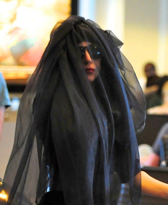 AMENARTPOP's tweet photo. wait i’ve never seen this look before 😭 https://t.co/h4R9Z0vvVs