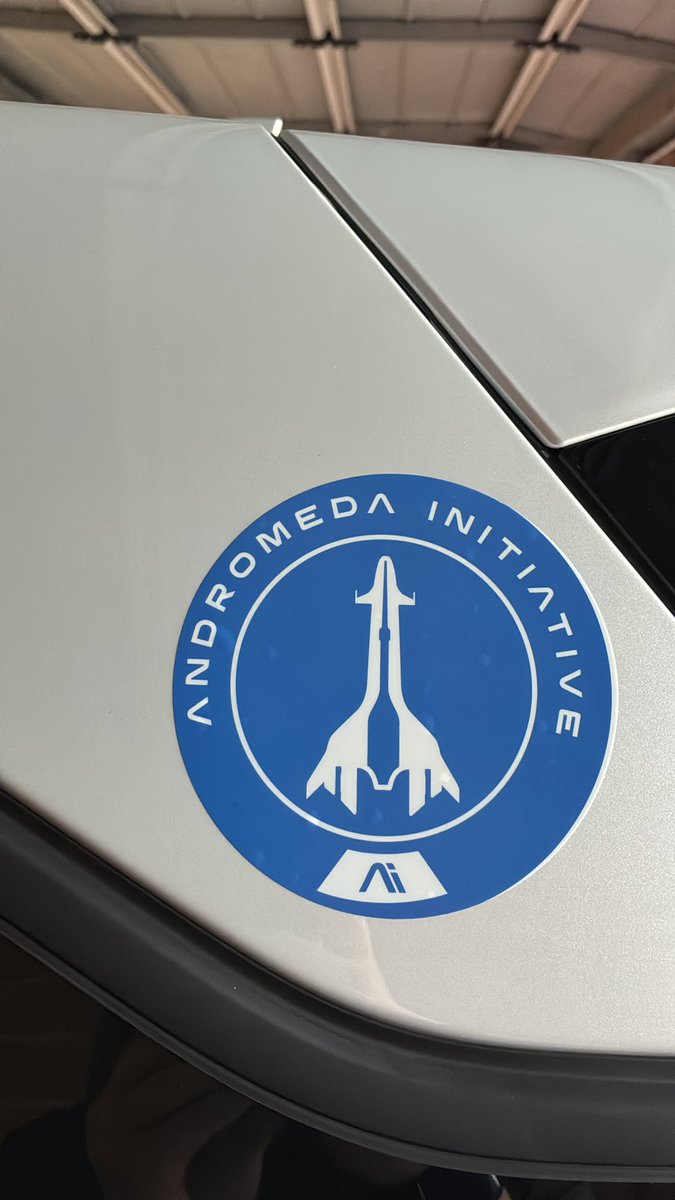 _pathfindertom_'s tweet photo. First thing I did when I got my new car. Just a bit of a Mass Effect fan. https://t.co/yOBRptk4Yd