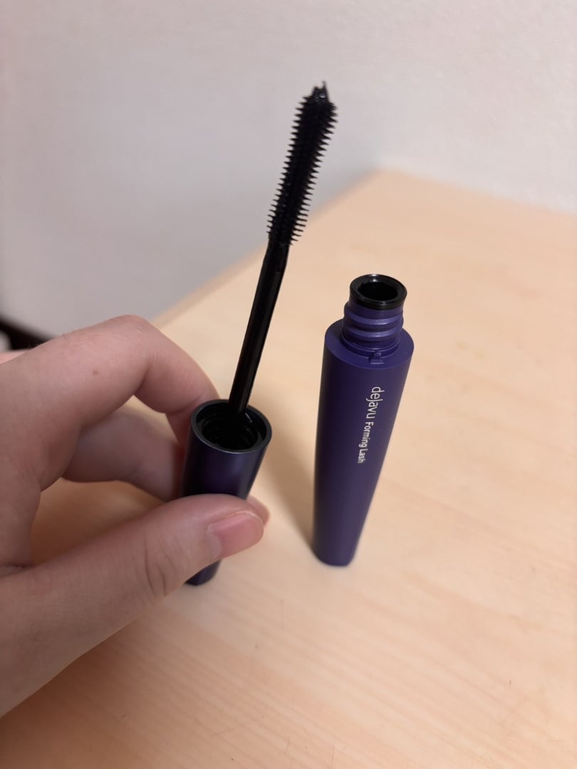 bako8585's tweet photo. デジャブ様から商品提供をいただきました。#LIPSプレゼント
「塗るつけまつげ」美フォルムタイプはまつげにジェルが絡んでくれて
1度塗だけならダマになりにくく、二度塗り以上はだまになりました。根元からゆっくりと3秒かけて動かすのがポイントです。 https://t.co/YN1zRQ3i5b