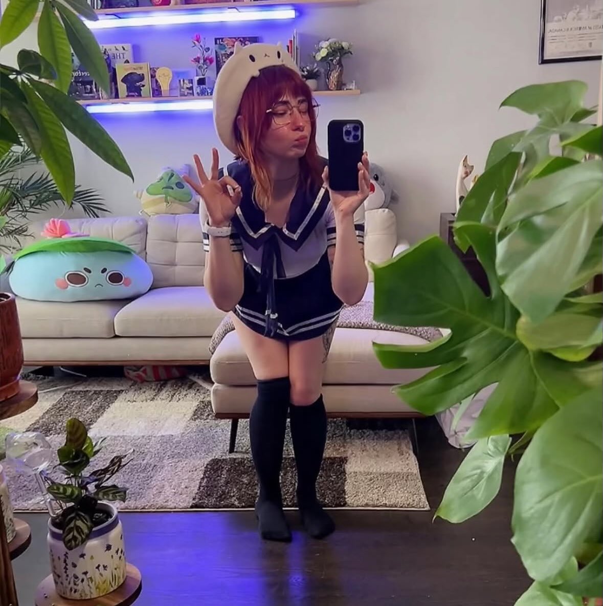 Rooshi (@waifurooshi025) / Posts / X
