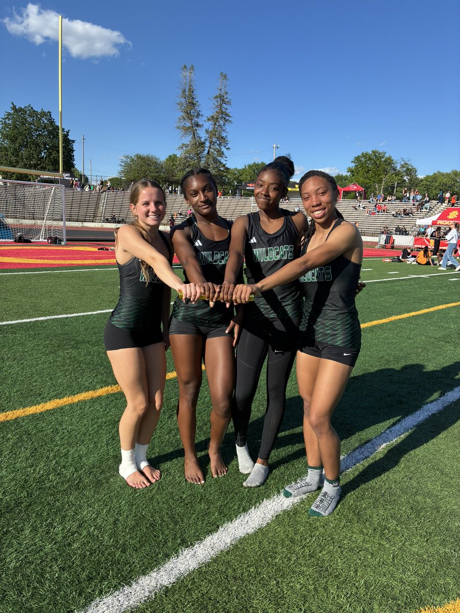 PCHSGirlsTF's tweet photo. Congratulations to our 4x100M Relay (Grace, Brooklynn, Amare, and Shania) for finishing 2nd at Sectionals and qualifying for the IHSA State Meet! https://t.co/mqtz8z4w25
