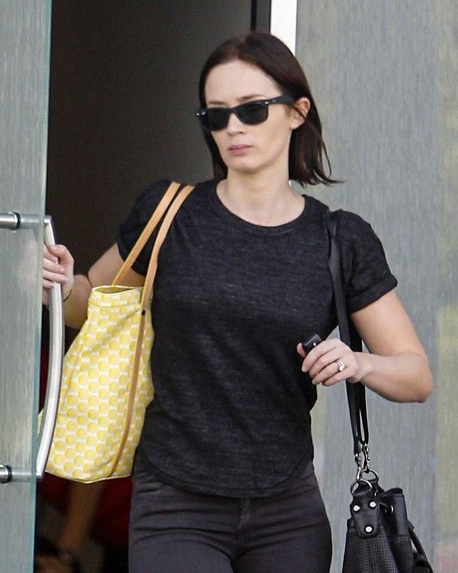 emily blunt's manager tweet media