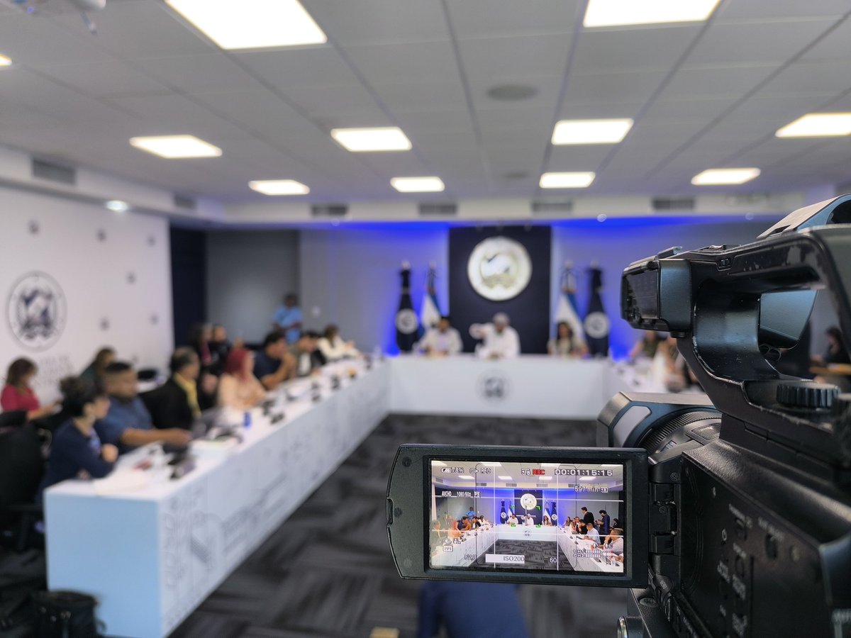 Simón Paz tweet media