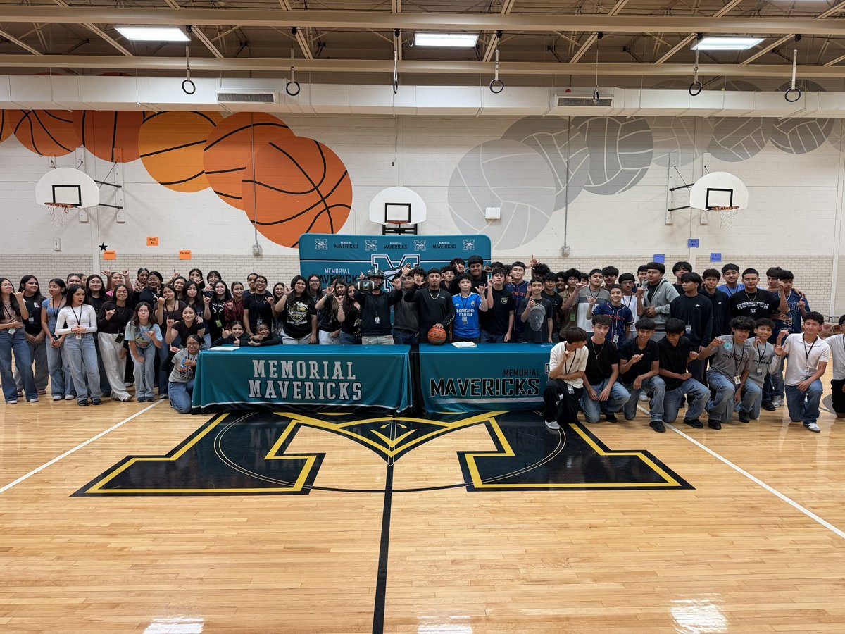 CoachFreeman73's tweet photo. Great turnout at our Signing Days with @SjiAthletics, @MillerAthletics, and @BondyAthletics. Excited about the future and all of the student athletes that will be joining the Maverick family at PMHS next year. Can’t wait to get them on campus this summer and get to work. #MavUp https://t.co/cwUtBLVgXQ