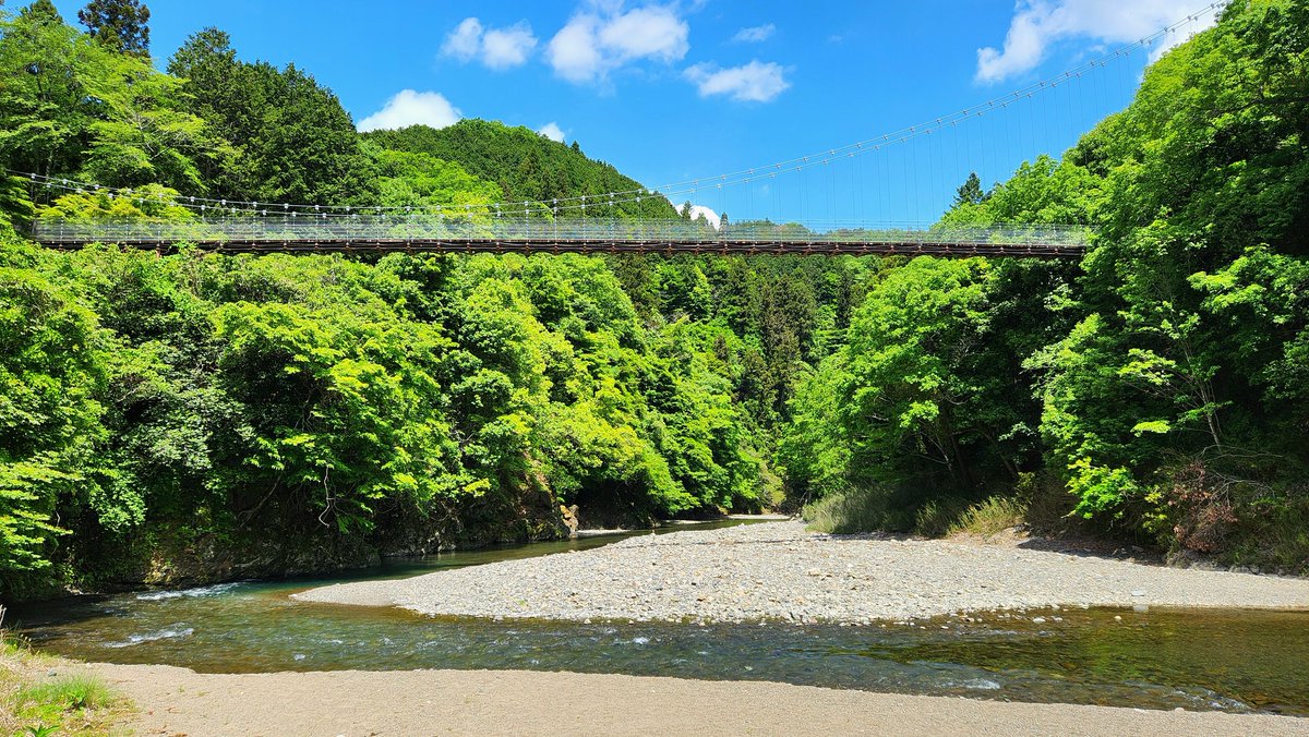 StudioNavi's tweet photo. 多良峡森林公園！
自然豊かな上石津町を流れる牧田川の峡谷。 
春は新緑、秋は紅葉が楽しめます。
駐車場では沢山の野生猿がいました。
熊にも要注意です！
岐阜県大垣市

#多良峡森林公園 #岐阜県 #新緑 #森林浴 https://t.co/GzeTdQAXk5