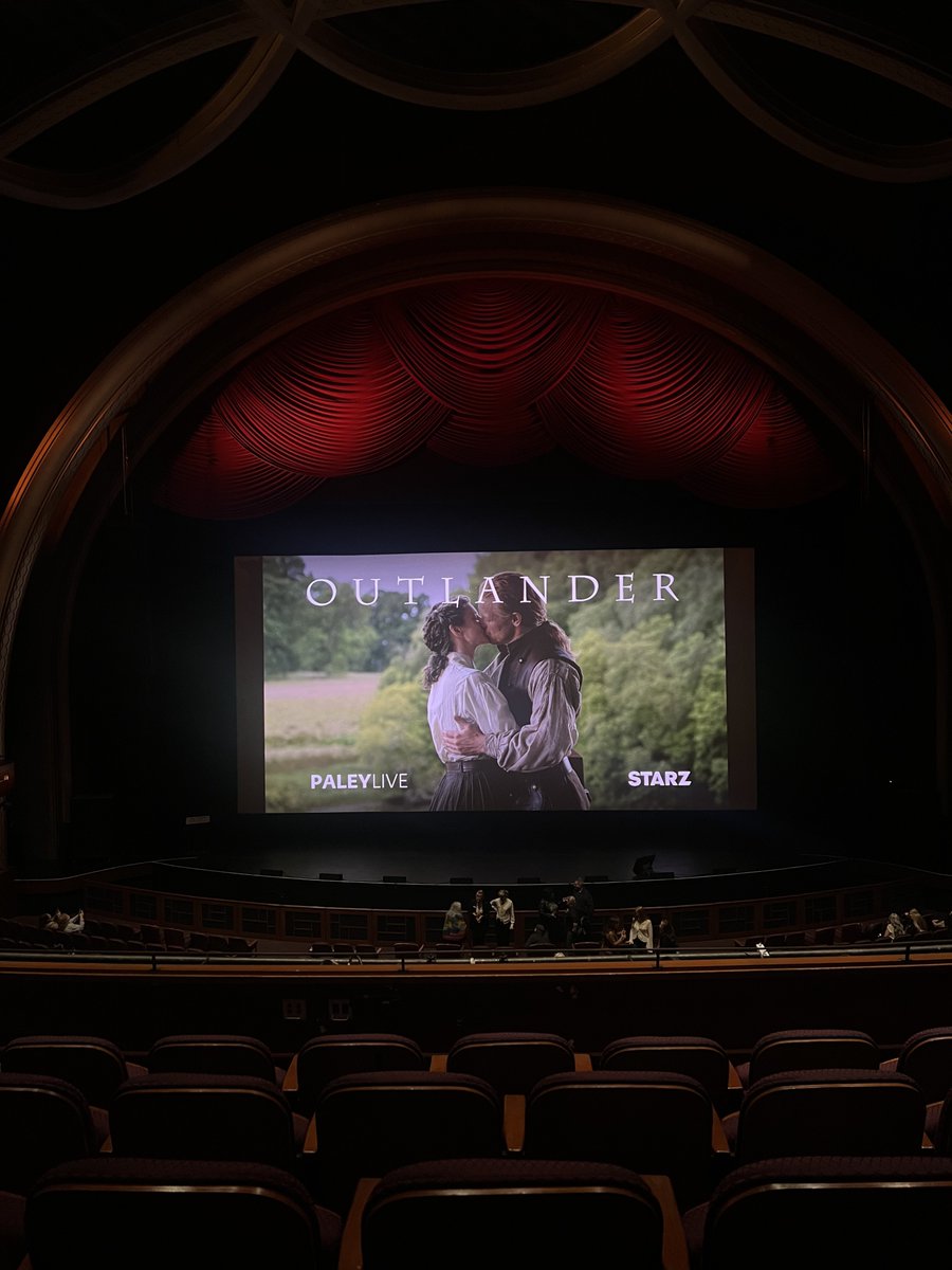 messsolitude's tweet photo. ❤️❤️ #Outlander #Paley https://t.co/4242pw01V1