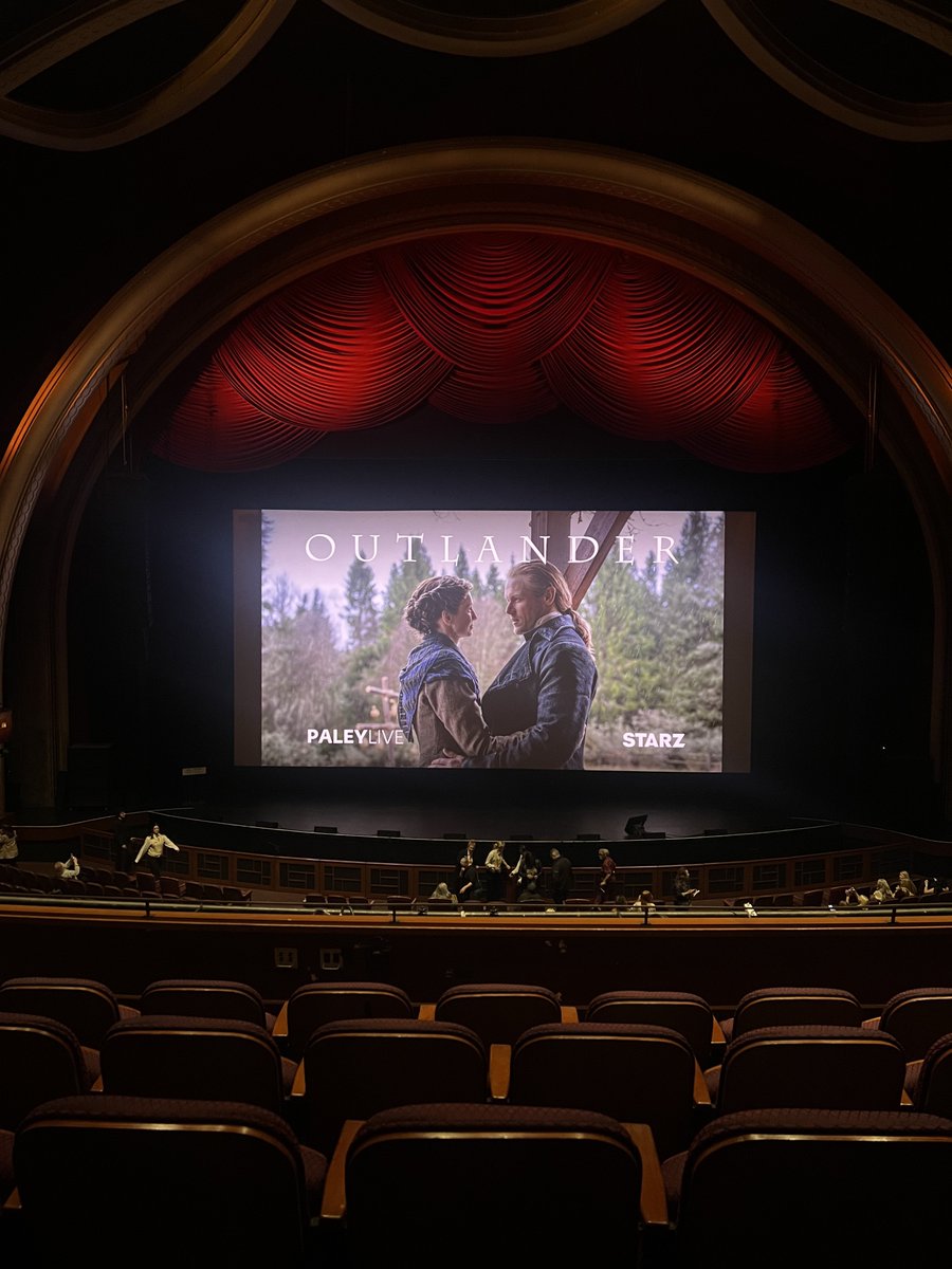messsolitude's tweet photo. ❤️❤️ #Outlander #Paley https://t.co/4242pw01V1