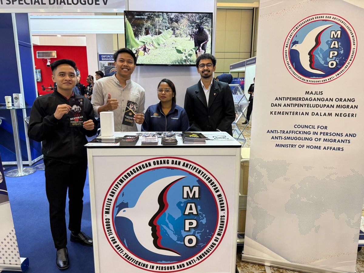 nso_mapo's tweet photo. Pada 13 Mei 2026, MAPO telah dijemput oleh Polis Diraja Malaysia (PDRM) untuk menyertai Pameran PDRM Special Dialogue V 2026 yang berlangsung di KLGCC Convention Center. Sempena hari kedua program tersebut.
#nsomapo
#PDRM
#Malaysiamadani https://t.co/u7OpZaz2Uj