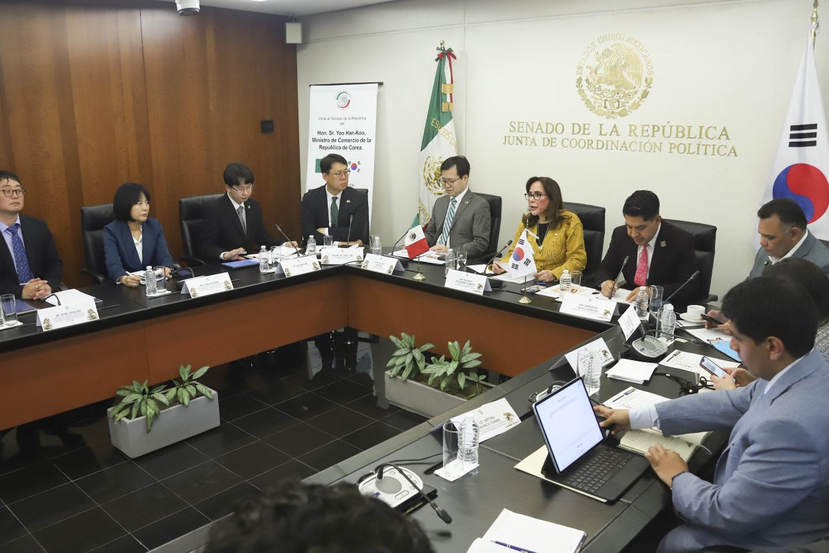 Senado de México tweet media