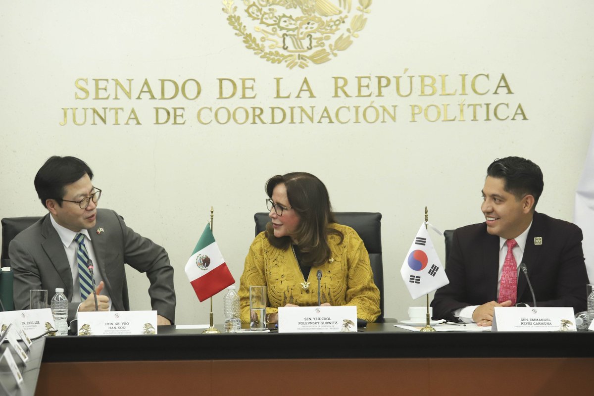 Senado de México tweet media