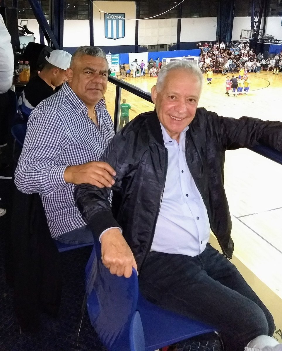 adrirojo tweet media