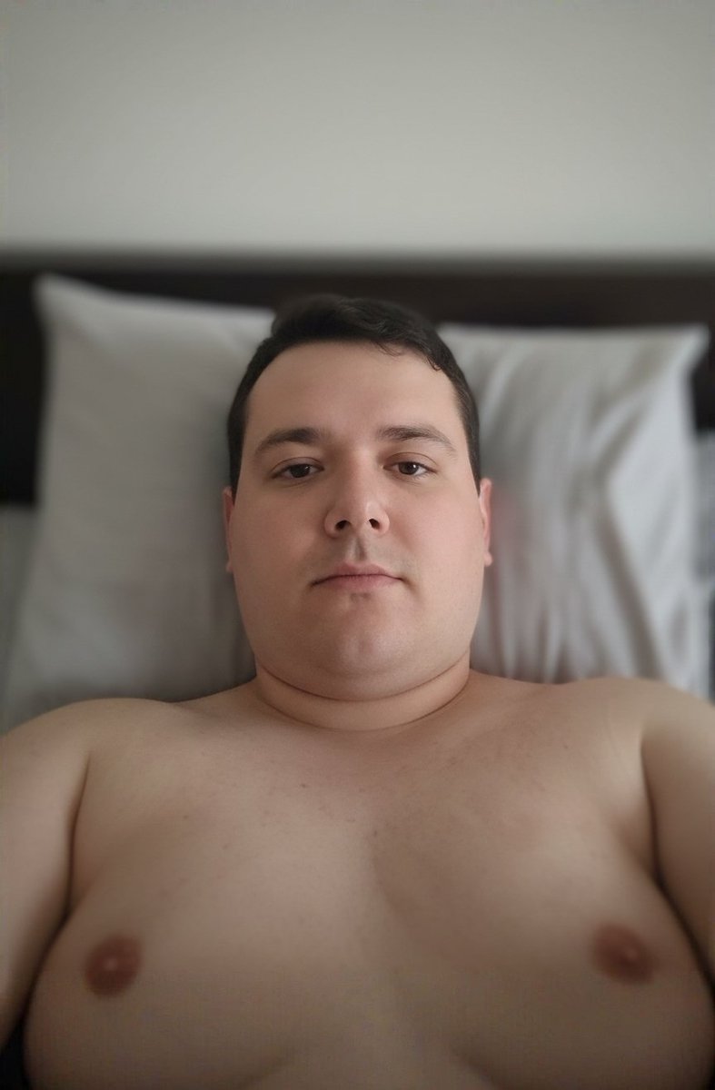 ChubGuyGr tweet media