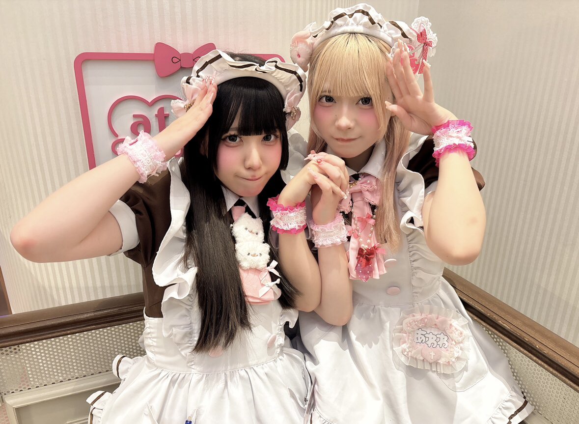 athome_cafe's tweet photo. あっとほぉーむカフェ大阪本店1階

お〜ぷんしました〜🫖

︵︵︵︵⪩⪨︵︵︵︵︵︵⪩⪨︵︵
らびりいあわわ装飾交換です🐰🎀
︶︶︶︶⪩⪨︶︶︶︶︶︶⪩⪨︶︶

沢山のご主人様お嬢様のご帰宅お待ちしております🎀 ꒷꒦♡

🩷お〜ぷんぐみ🩷
♡らびりい♡あわわ♡(せとか) https://t.co/0sg1SLVG1A