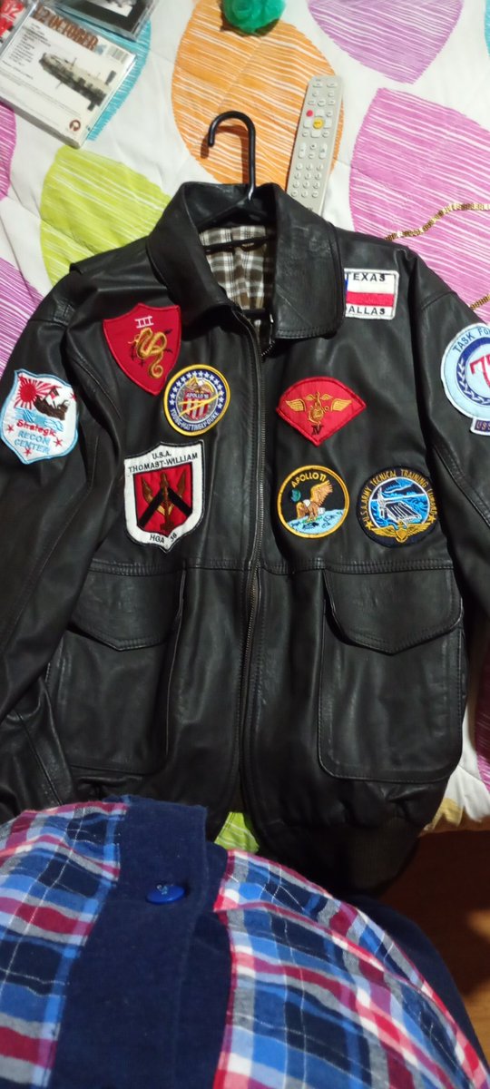 Alejoportilla's tweet photo. #TopGunDay #TopGun https://t.co/RMY9kXlpbK