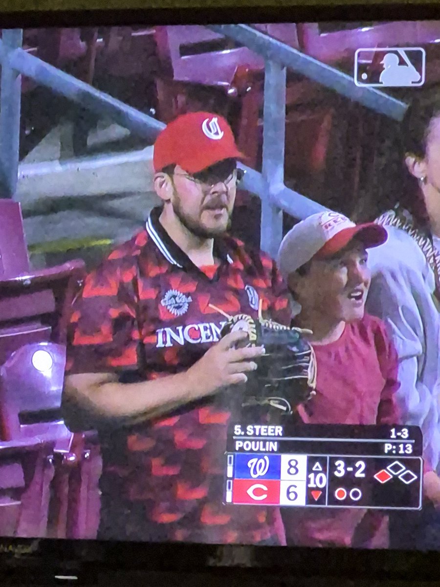 TimmNeeley's tweet photo. BAN HIM, BAN HIS KID, BAN HIS FAMILY, GAN HIS DOG! @Reds https://t.co/YKs8R4y3hh