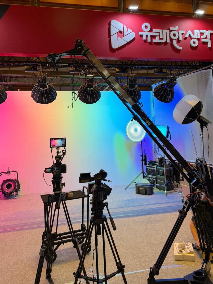 LibecJapan's tweet photo. #KOBAShow 現地代理店より会場の様子が届きました📸
Libec製品が多く展示されています
ご来場の際は、ぜひブースでご覧ください！ https://t.co/zzVMSJPSZ5