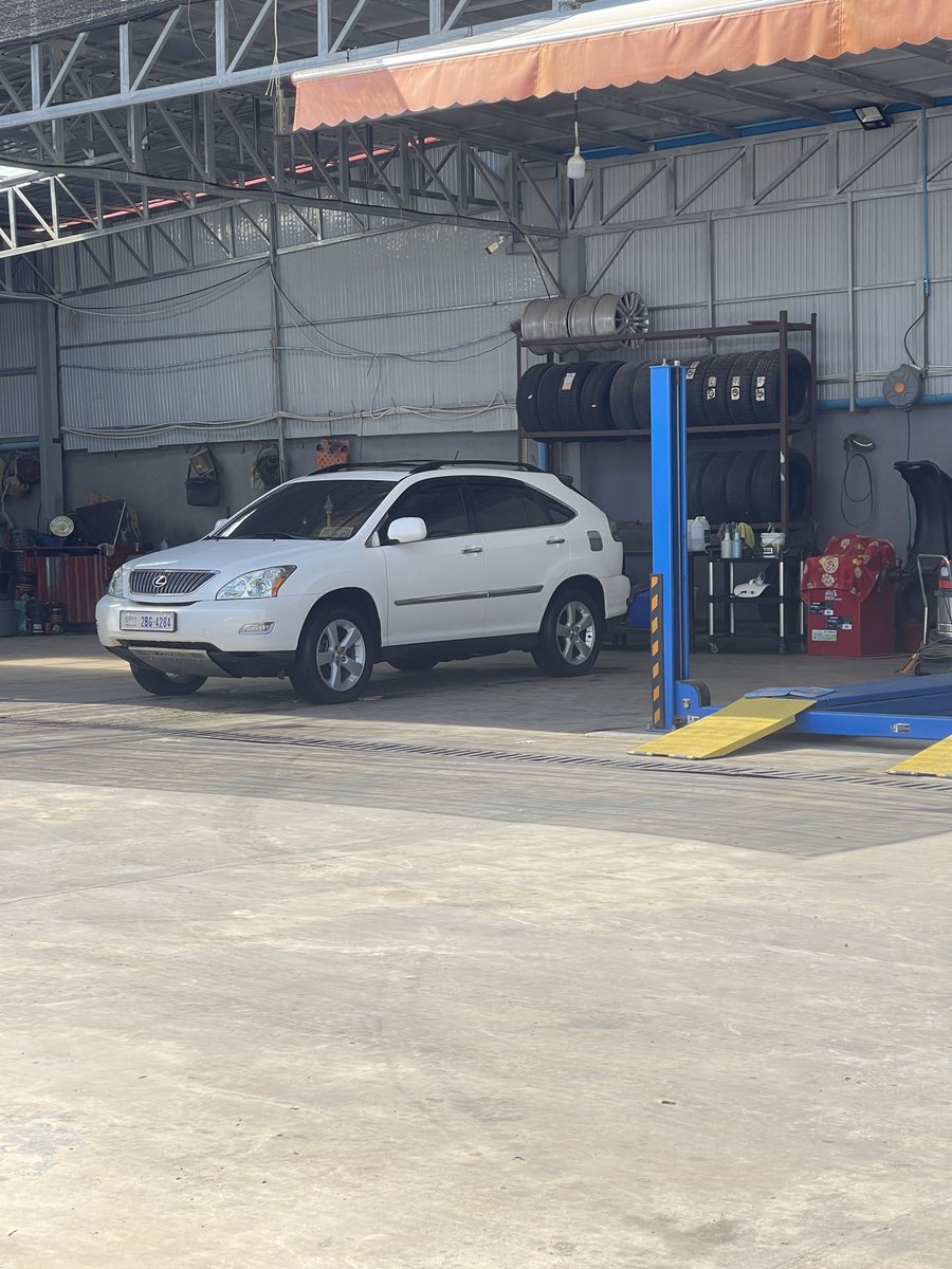 ESamros's tweet photo. លុយទៀតហើយ ហឺ https://t.co/DKQl3oDj4W
