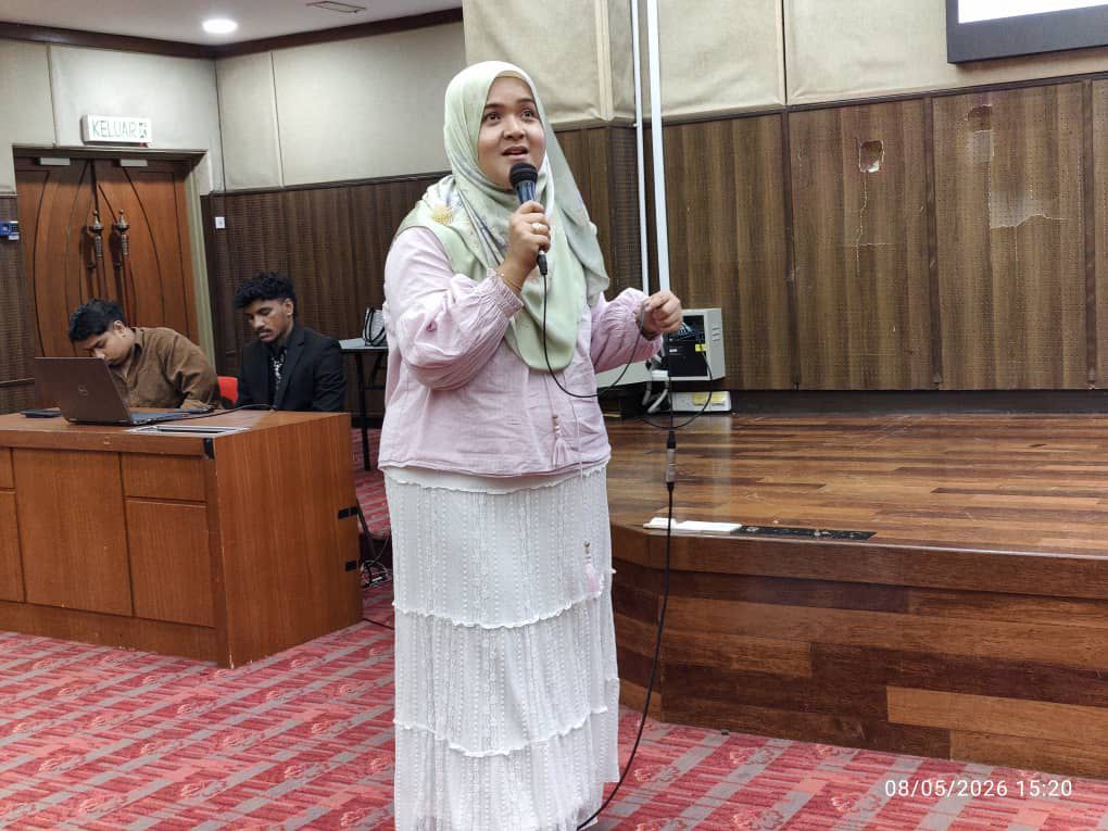 msumalaysiaFISE's tweet photo. Entrepreneurship Talk: Think Smart. Build with AI featuring Dr. Nadiah binti Yusof successfully provided valuable insights on leveraging AI for business growth, innovation, and digital transformation

#Entrepreneurship #MSUFISE #MSUmalaysia #MyPremierDigitalTech https://t.co/GhysWLXvFl