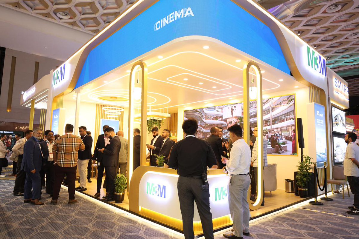 M3MIndiaPvtLtd's tweet photo. India's retail future was centre stage at #PRC2026 and M3M India was right there leading it as Title Sponsor of the Phygital Retail Convention, Mumbai.
Where commerce meets vision, M3M leads. 
#M3MIndia #RetailInnovation https://t.co/0V1wBsU0G1