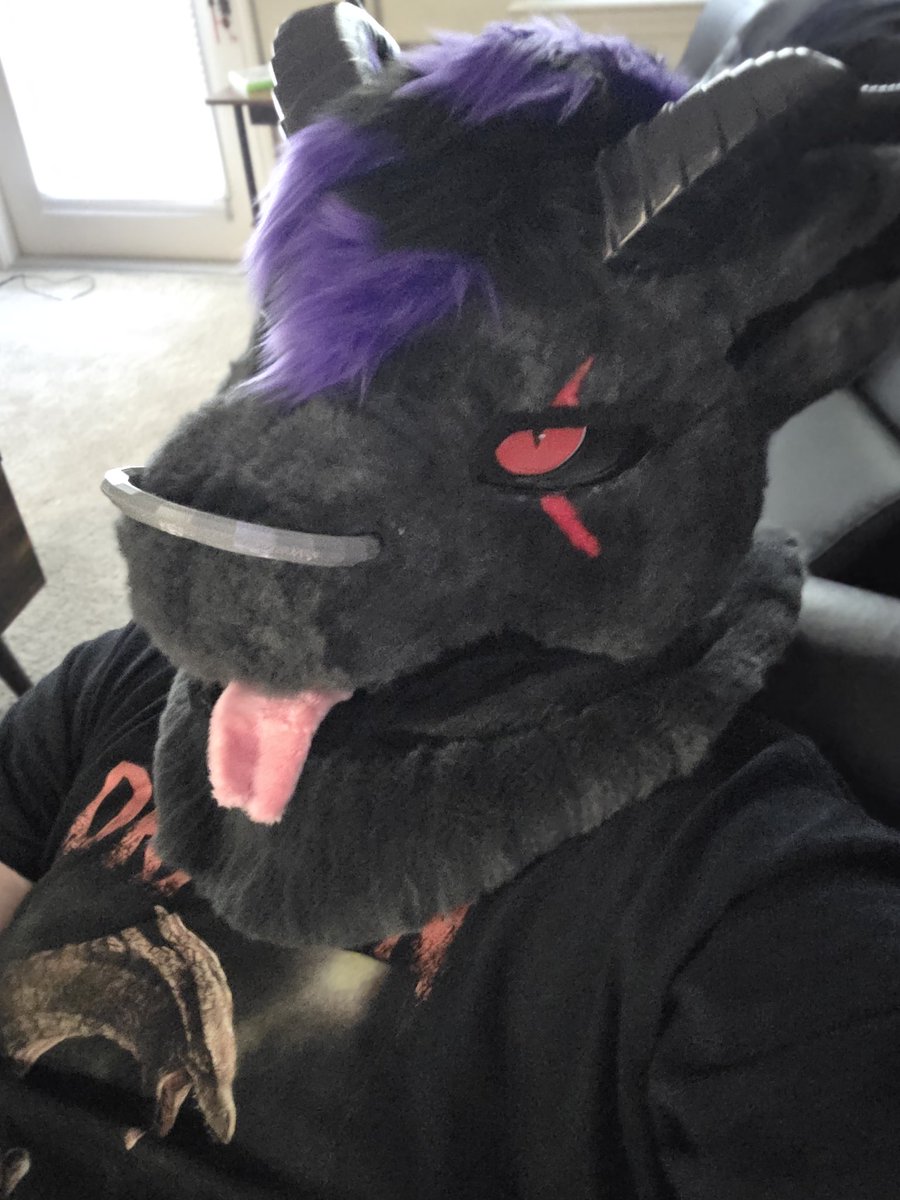 Daymonbeast's tweet photo. @CromePlaysGames Got something to show ya finally got my boy https://t.co/ZUJQiQLm4W